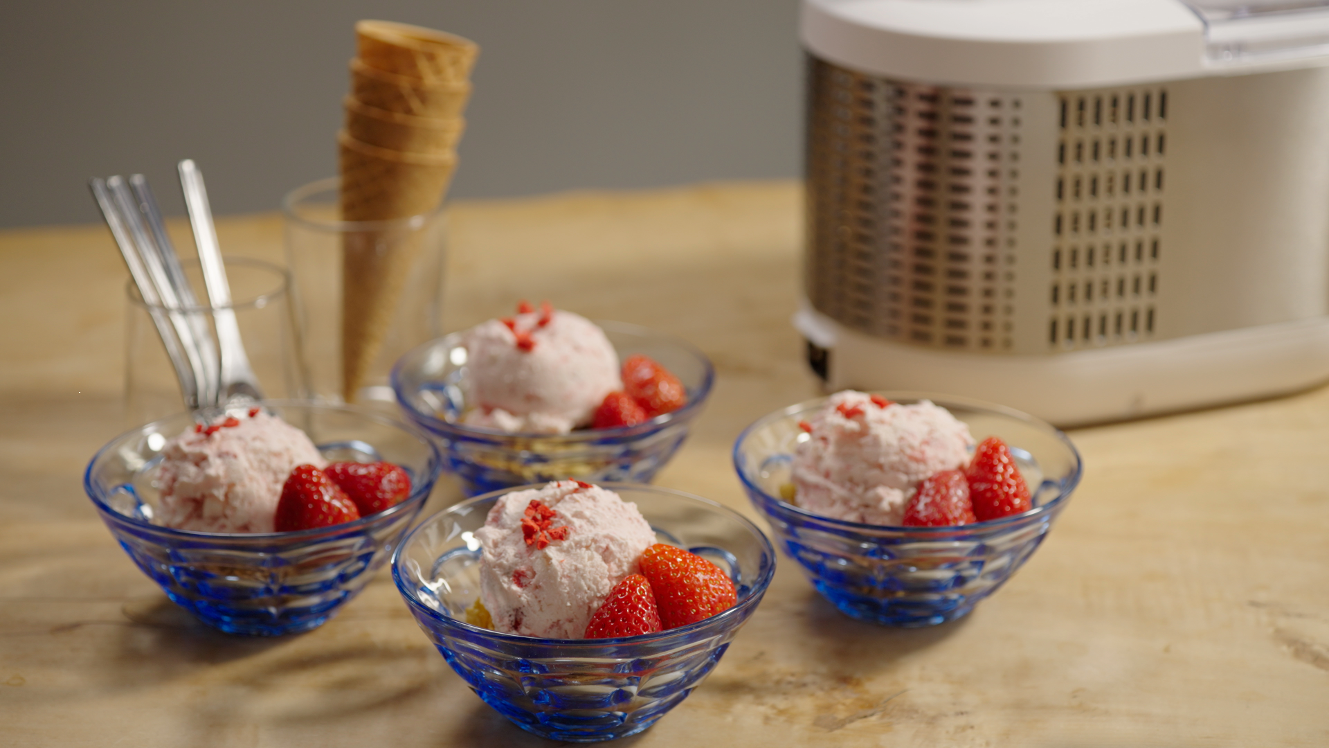 アイスクリームメーカー